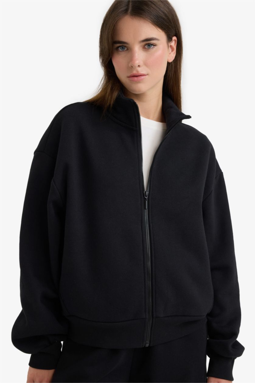 Woman Black Boxy Fit Half Turtleneck Cardigan