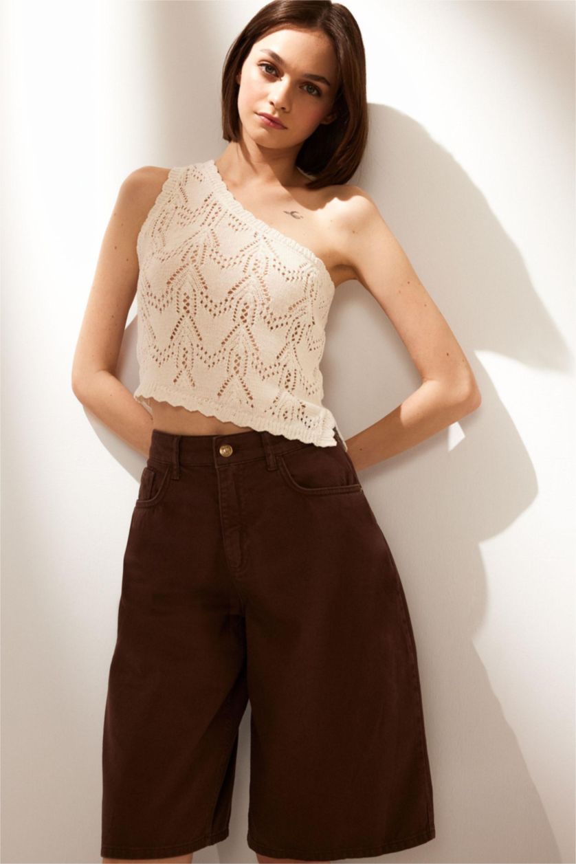 Woman Ecru One Shoulder Crochet Blouse