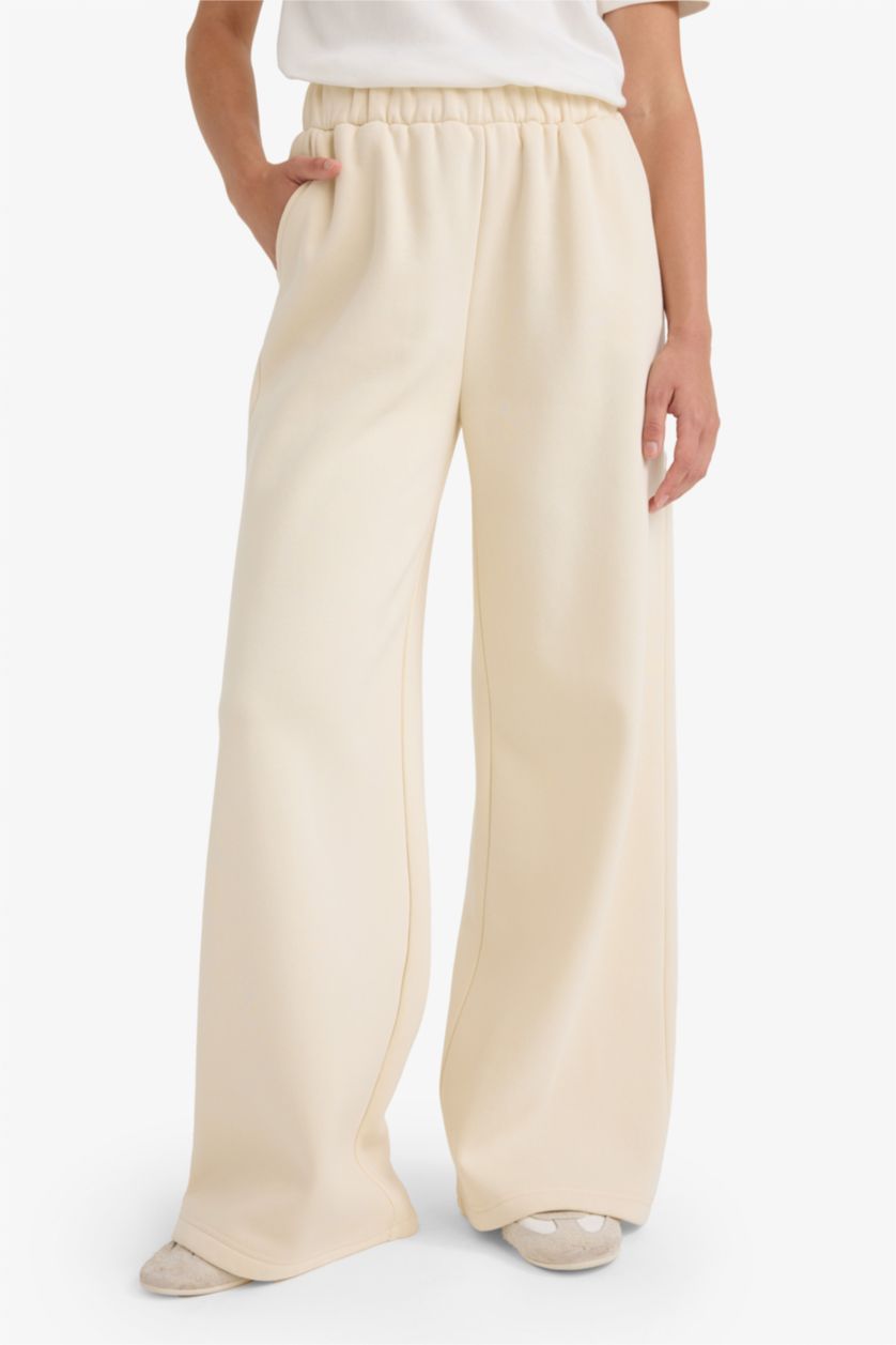 Woman Light Stone Straight Fit Pocketed Trousers