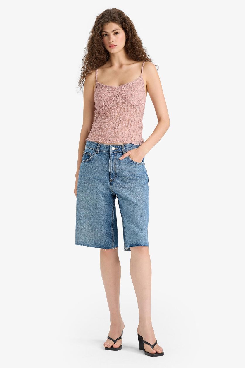 Kadın Gülkurusu Slim Fit Dar Kesim V Yaka Dantel Askılı Atlet