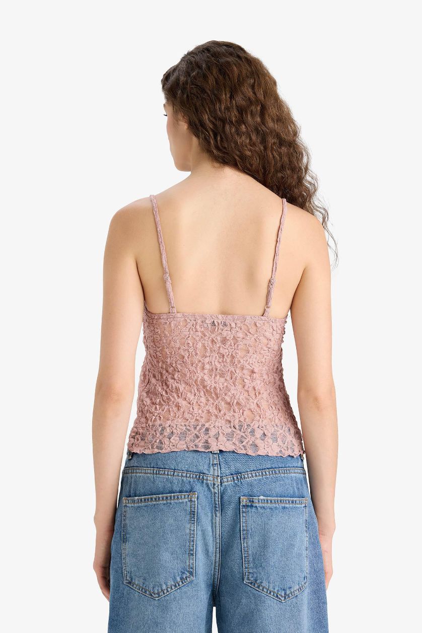 Kadın Gülkurusu Slim Fit Dar Kesim V Yaka Dantel Askılı Atlet