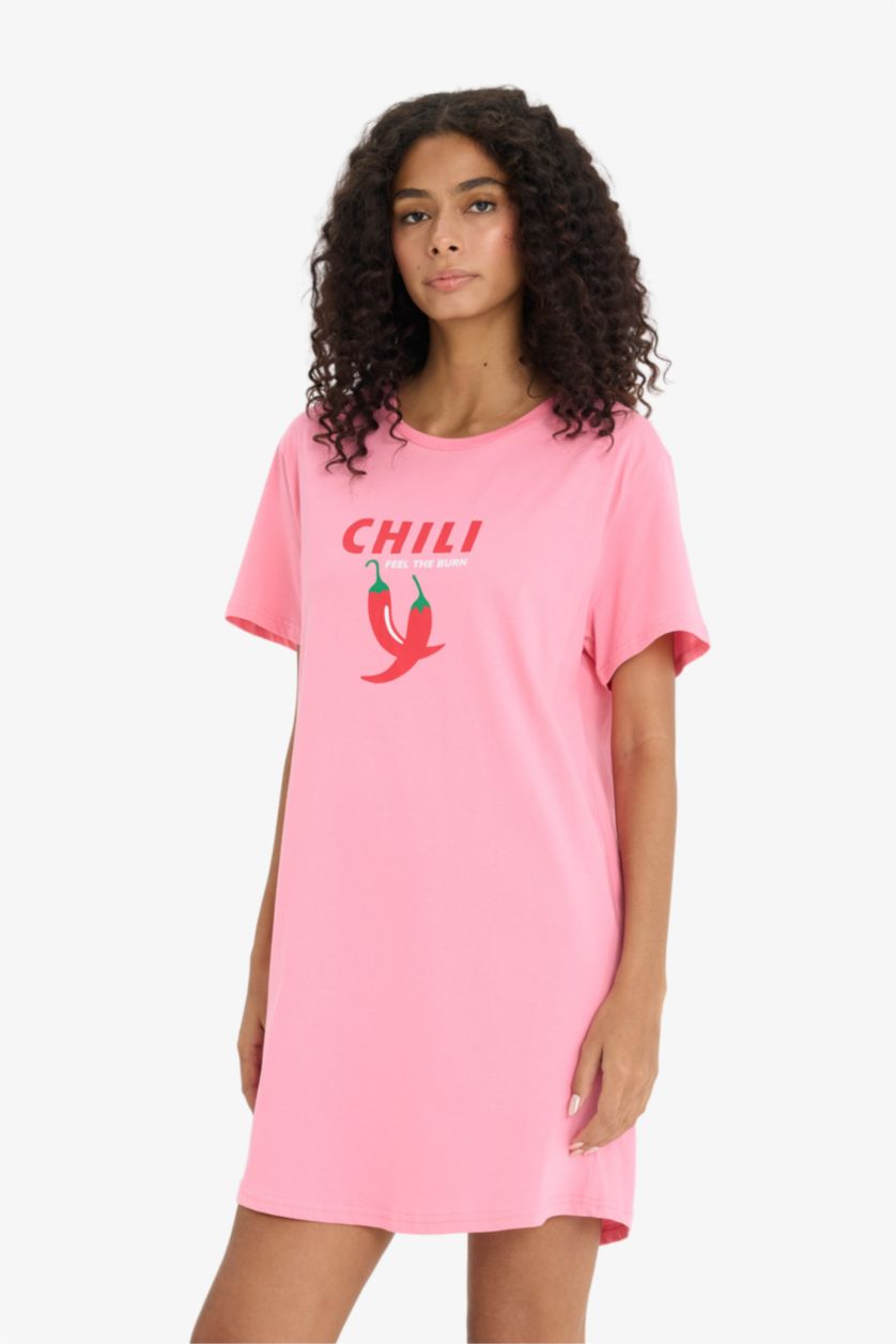 Kadın Pembe Regular Fit Bisiklet Yaka Baskılı Kısa Kollu Gecelik