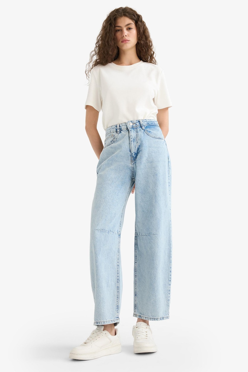 Women Light Blue Barrel Fit Normal Waist Ankle Length Jeans