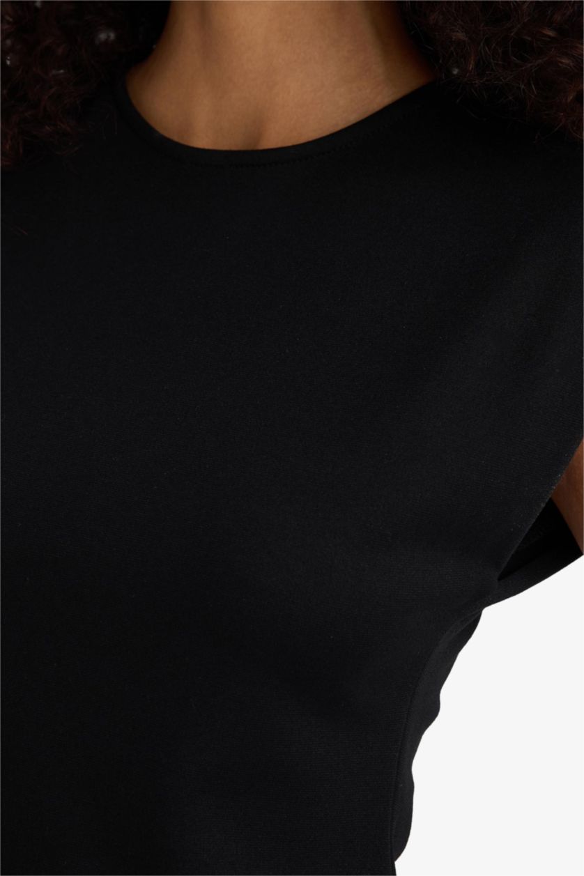 Kadın Siyah Bisiklet Yaka Kısa Kollu Mini Elbise