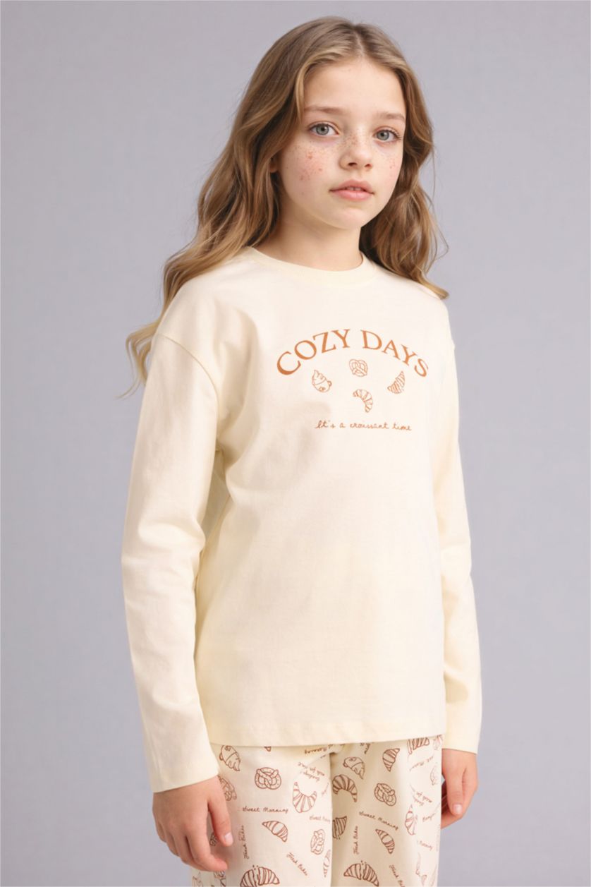 Girls & Teens Ecru 2 piece Regular Fit Knitted Pyjamas