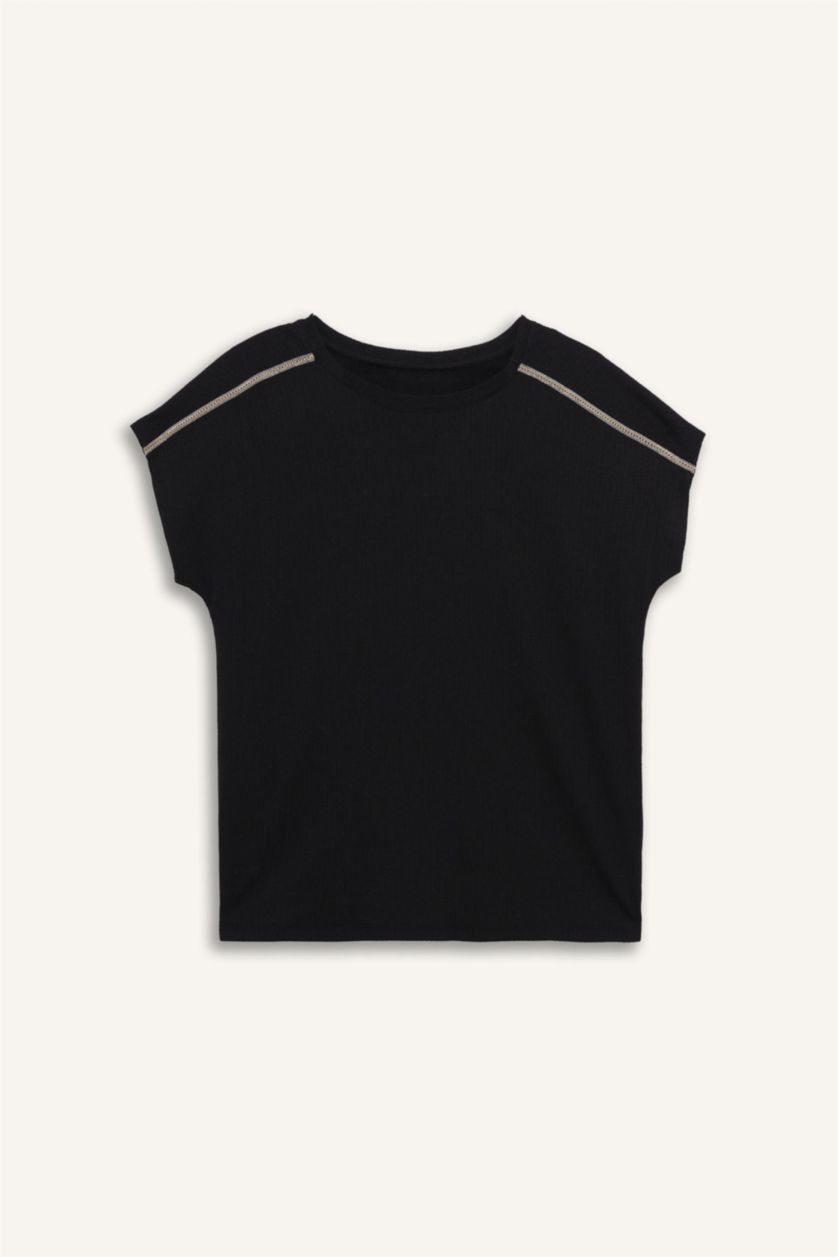 Woman Black Crew Neck Crepe Short Sleeve Black T-Shirt