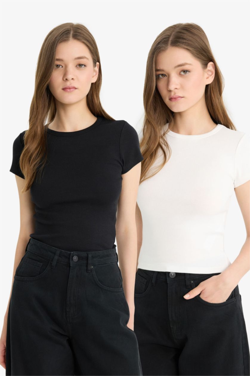 Kadın Kırık Beyaz Fıtted Ribana Kısa Kollu Tişört