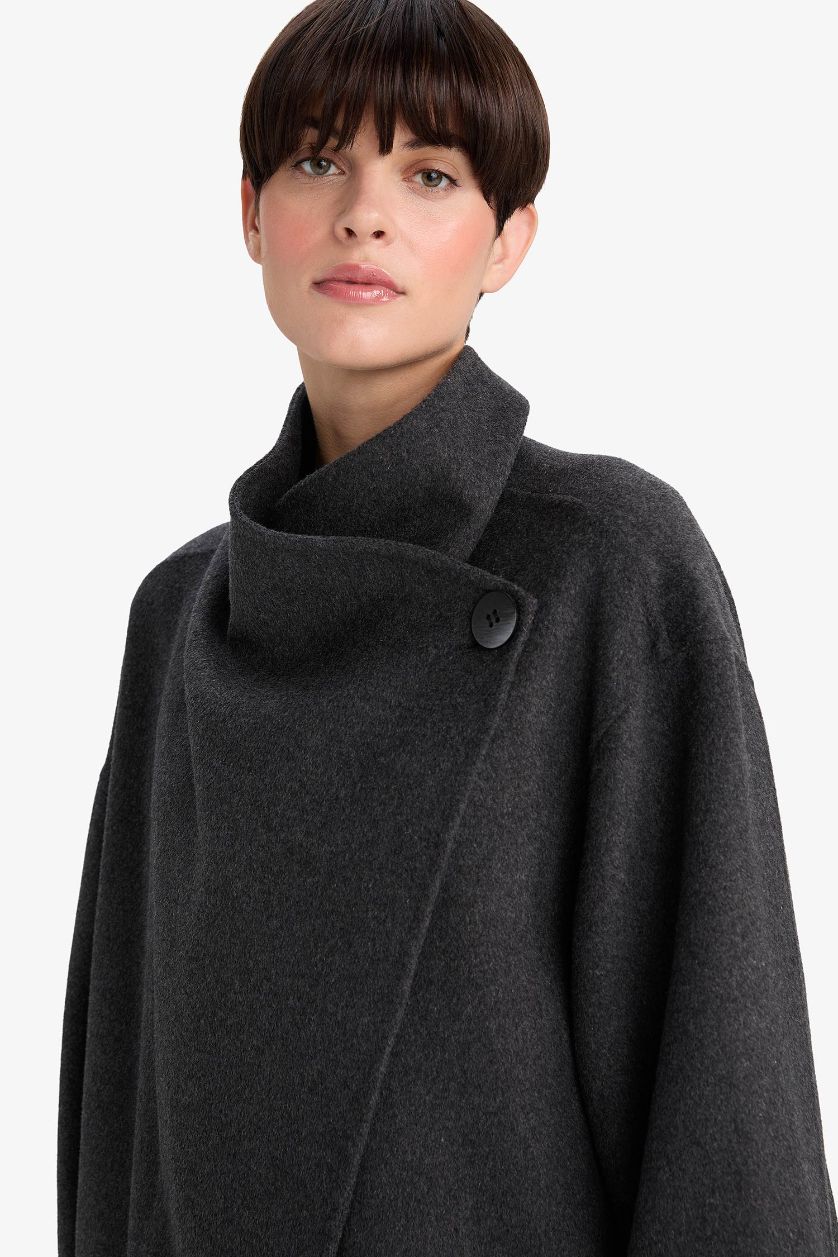 Kadın Antrasit Yün Karışımlı Regular Fit Düğmeli Uzun Kaşe Kaban