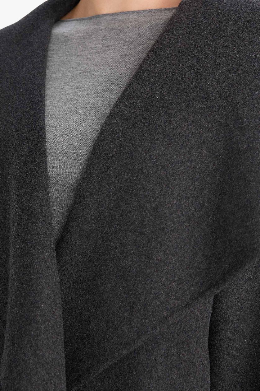 Kadın Antrasit Yün Karışımlı Regular Fit Düğmeli Uzun Kaşe Kaban