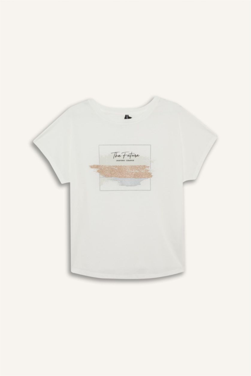 نساء بيج فاتح تيشيرت نص ردن قصة عادية وياخة مستديرة