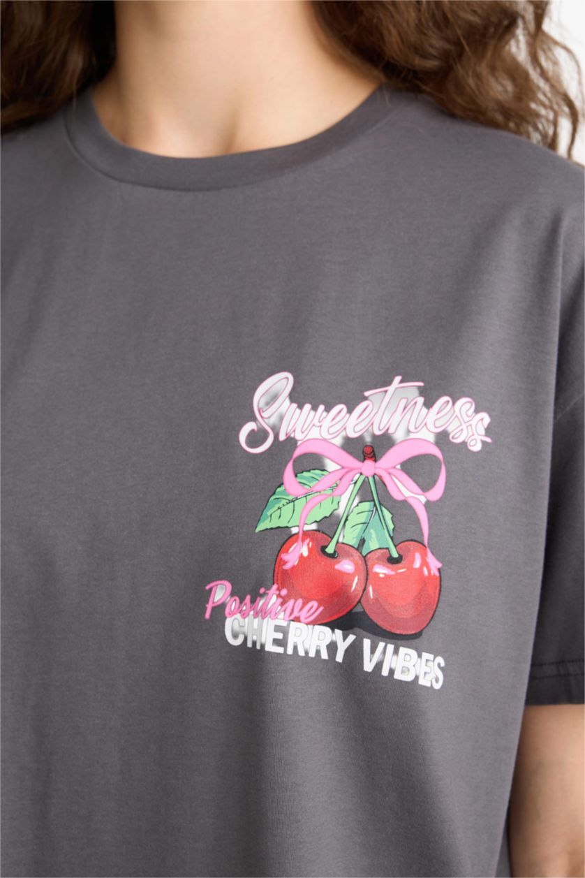 Kadın Antrasit Oversize Geniş Kalıp Bisiklet Yaka Meyve Sırt Baskılı Kısa Kollu Tişört