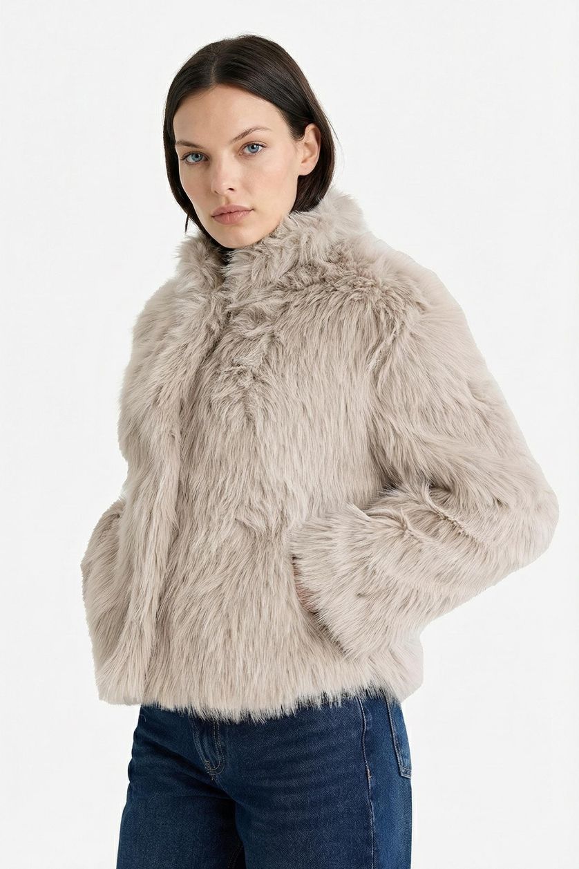 Woman Vison Regular Fit Fur Faux Fur