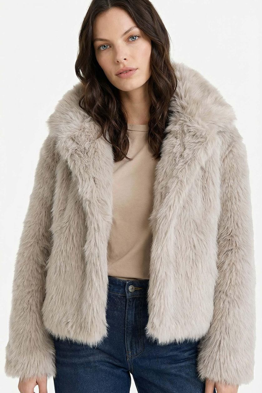 Woman Vison Regular Fit Fur Faux Fur