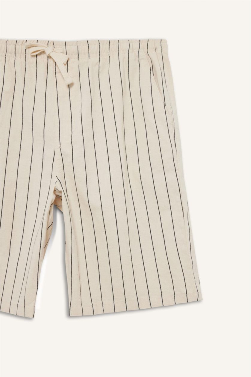 Erkek Doğal Açık Bej Çizgili Bermuda Şort