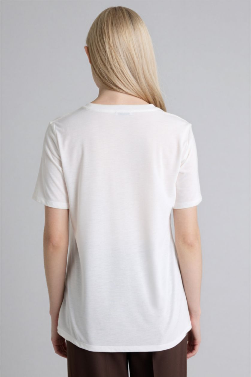 Woman Ecru تيشيرت نص ردن مطرز قصة عادية وياخة مستديرة