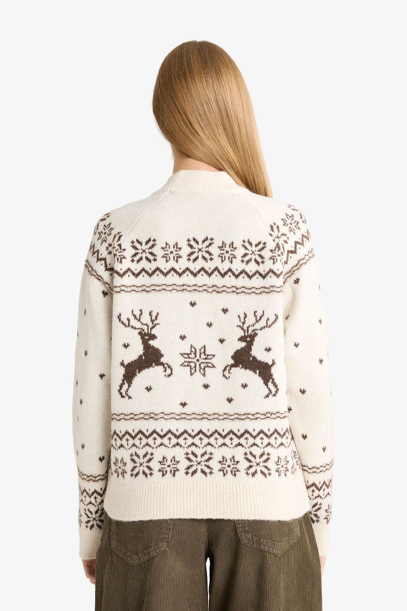 Kadın Ekru Yılbaşı Temalı Regular Fit Bisiklet Yaka Triko Kazak