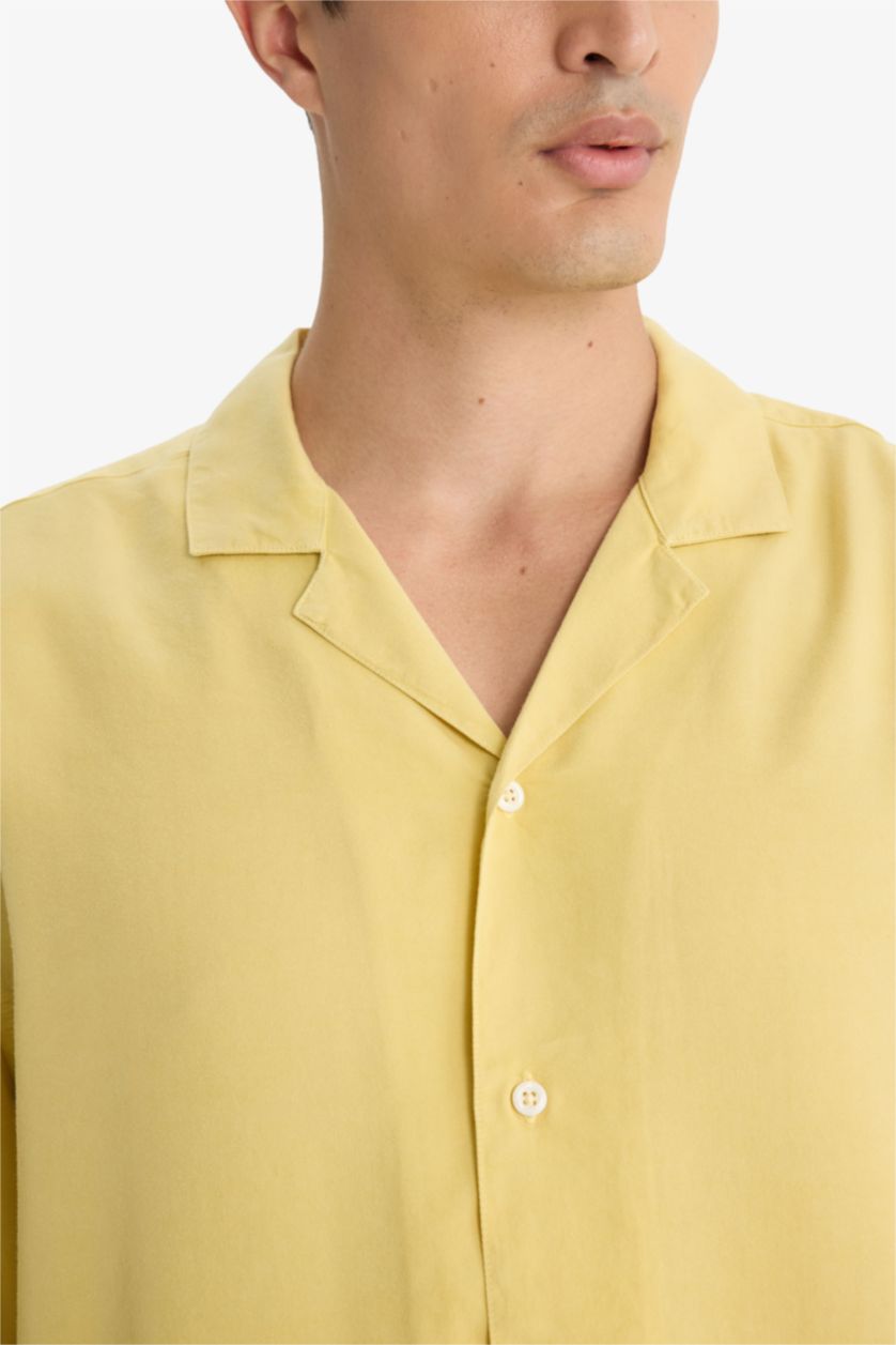Man Light Yellow Relax Fit Polo Neck Tencel Short Sleeve Shirt