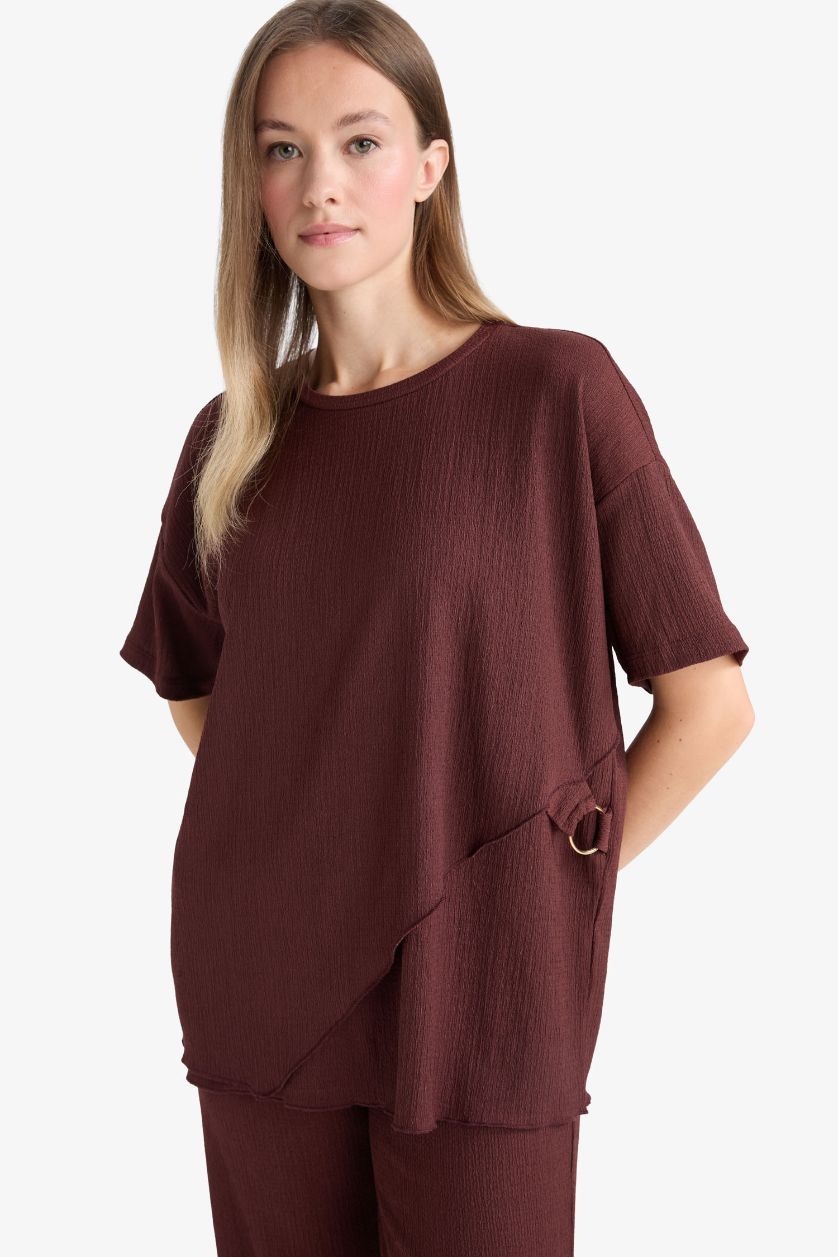 Kadın Kahve Regular Fıt Bisiklet Yaka Bürümcük Kısa Kollu Tişört