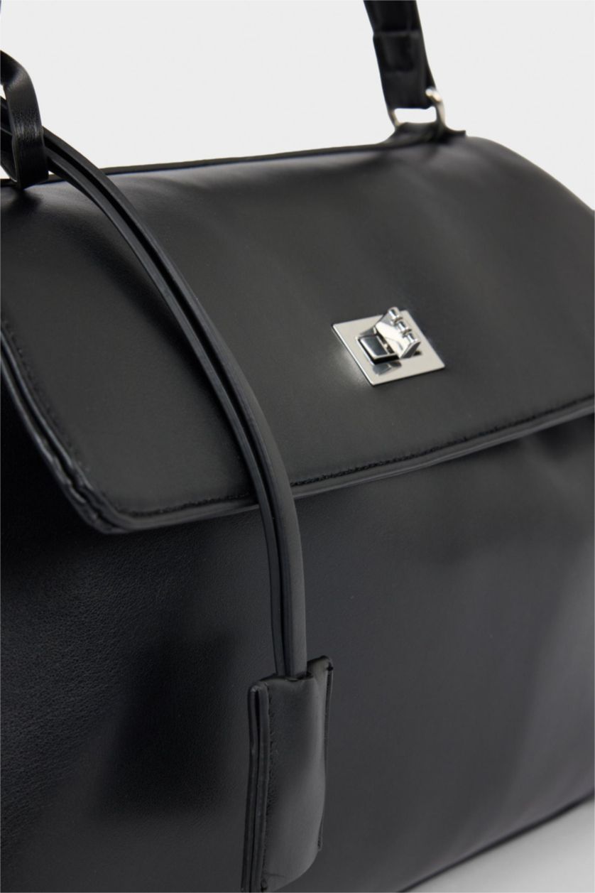 Kadın Siyah Suni Deri Çapraz Çanta