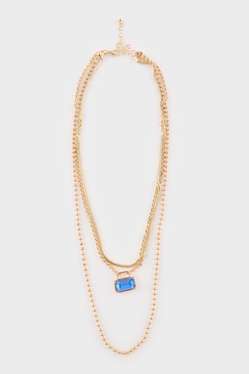 نساء Altın سلسله