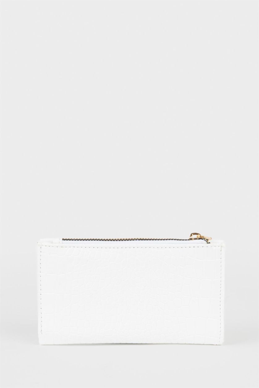 Woman White Woman Faux Leather Wallets