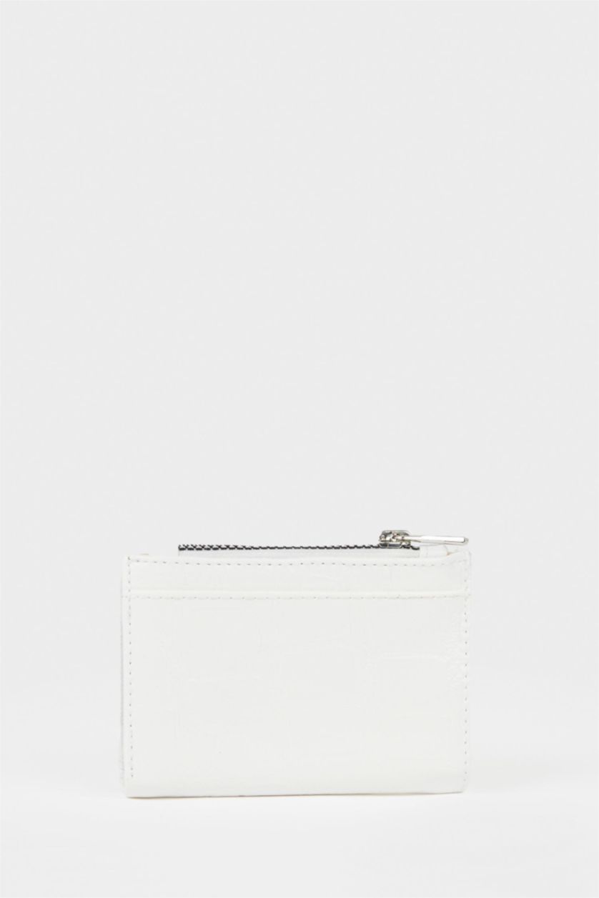 Woman White Woman Faux Leather Wallets