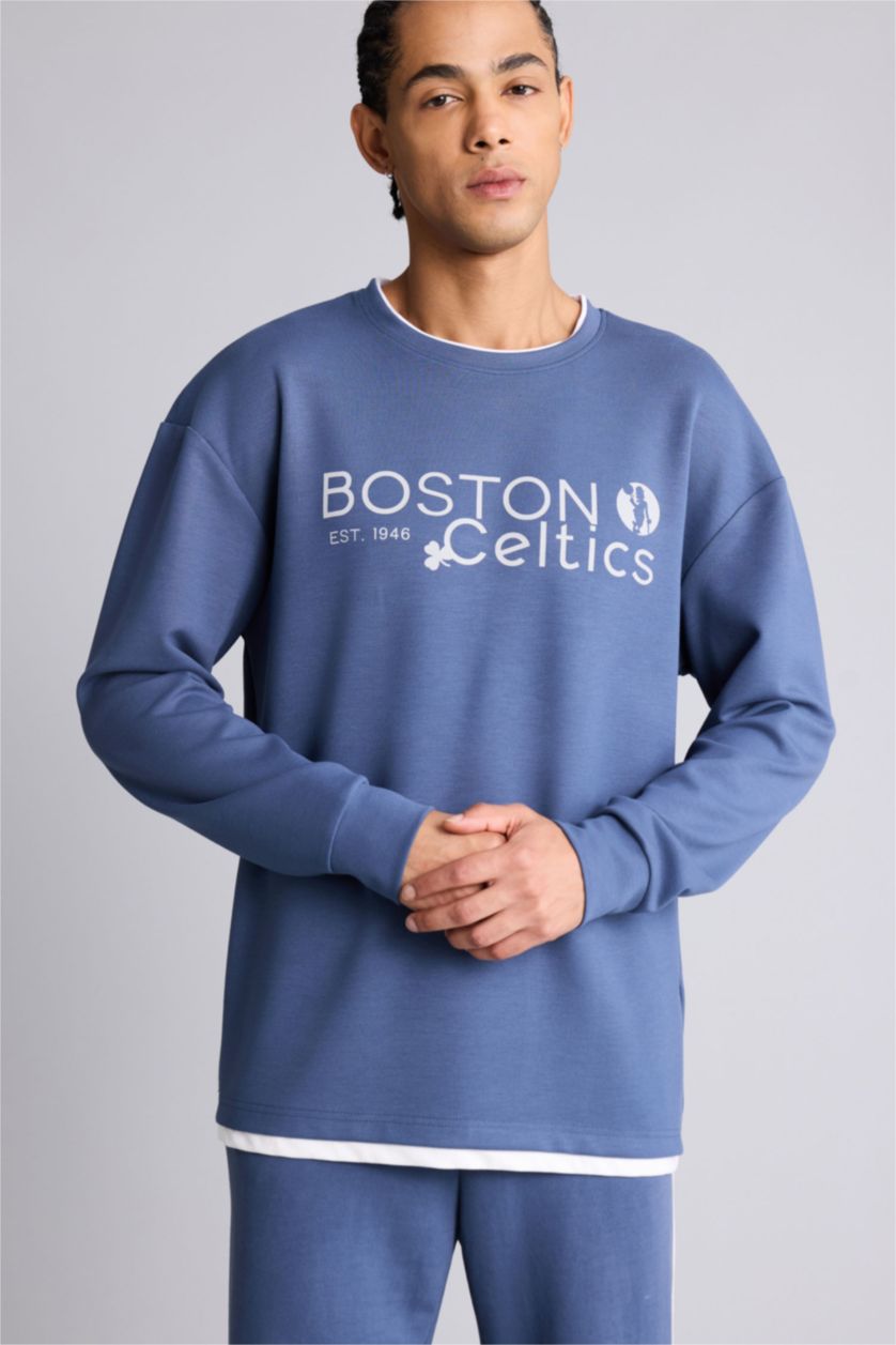MAN Indigo Boxy Fit Boston Celtics Licensed Long Sleeve Sweatshirt