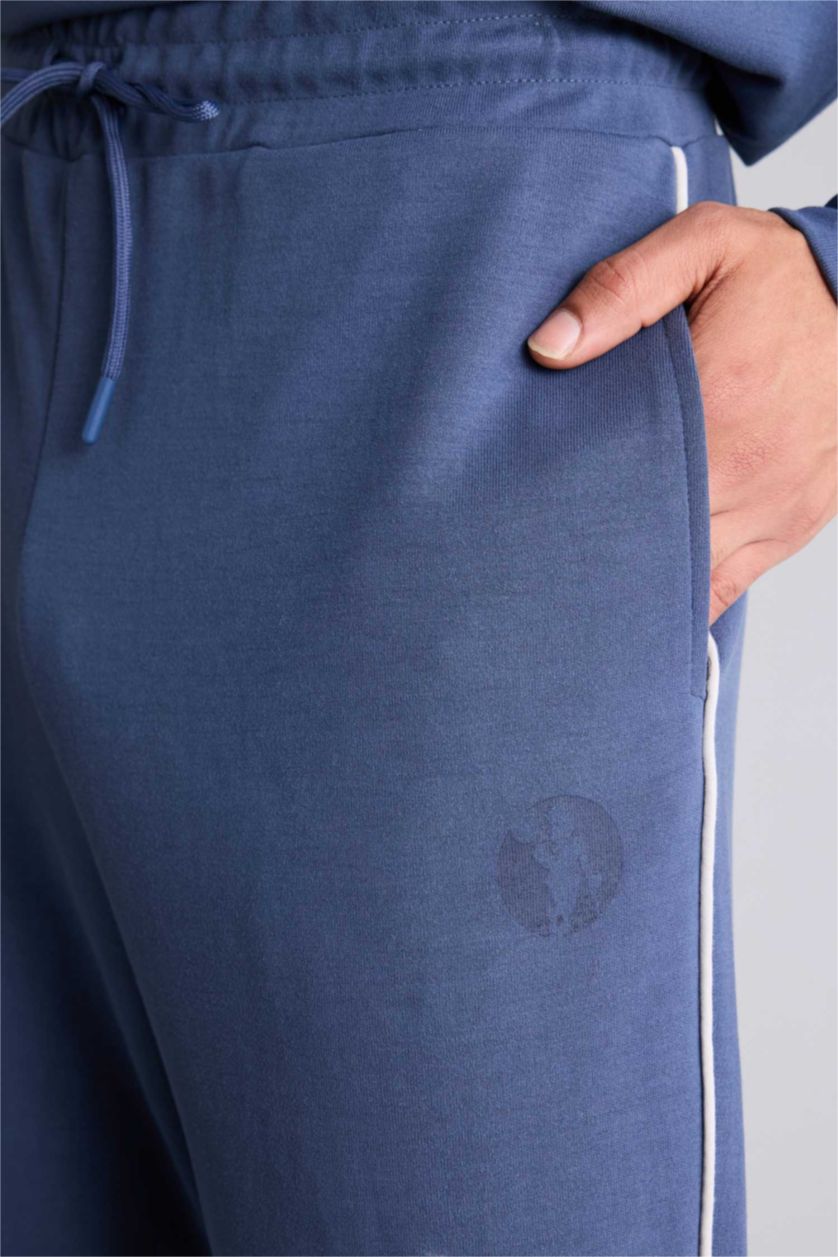 MAN Indigo Standard Fit Boston Celtics Licensed Scuba Fabric Jogger