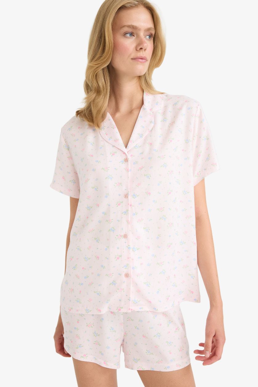 Woman Light Pink Fall in Love Regular Fit Viscose Top Shorts 2 Piece Pajama Set