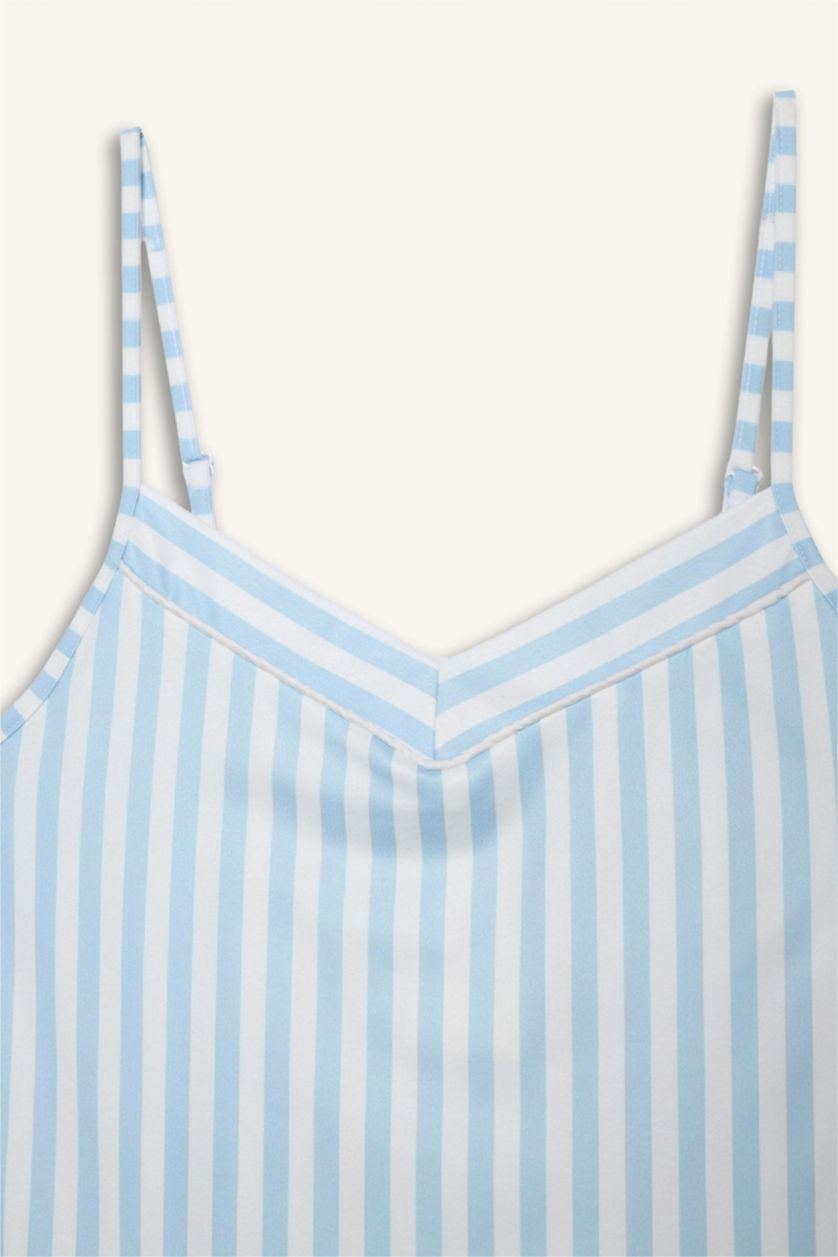 حريمي أزرق فاتح بلوزة مخططة قصة عادية بياقة V