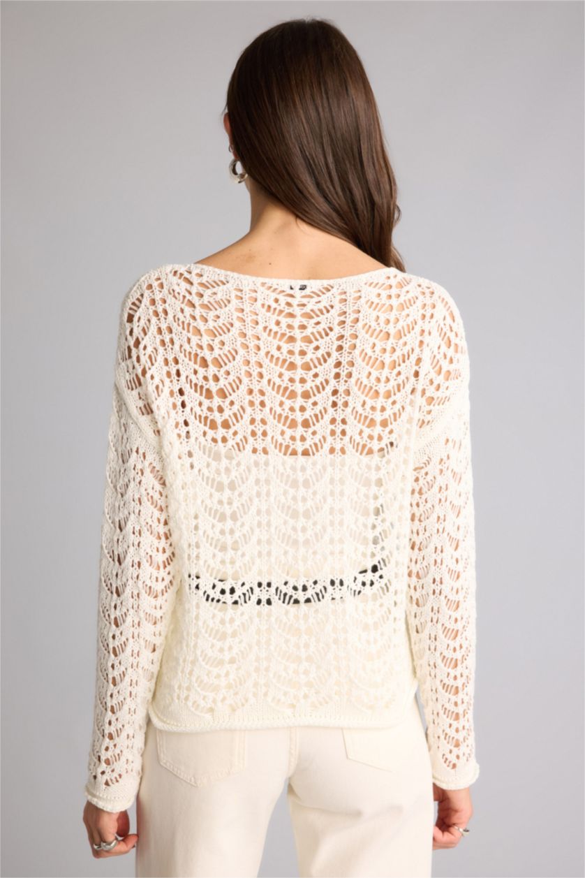 Kadın Ekru Regular Fıt Kayık Yaka Triko Kazak
