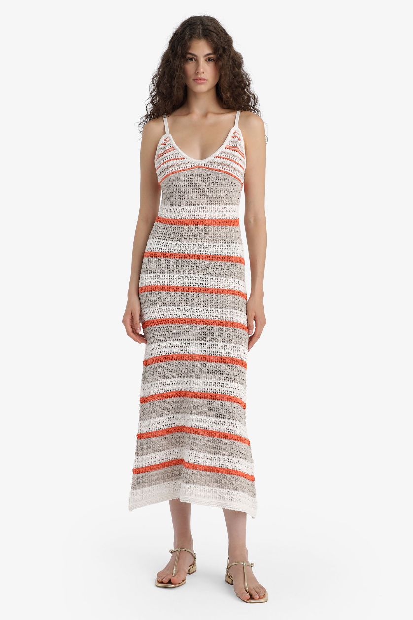 Woman Orange Slim Fit Patterned V Neck Crochet Sleeveless Knit Maxi Dress