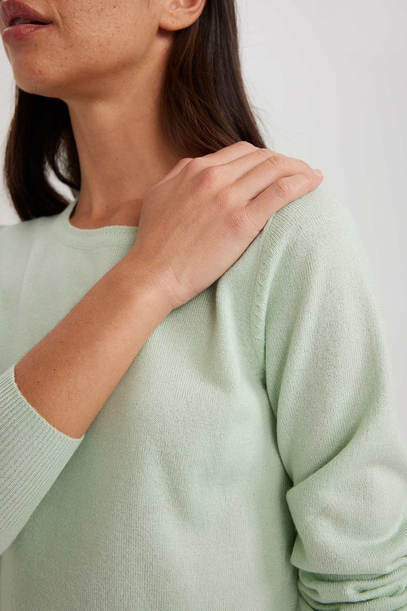 WOMAN Mint Regular Fit Pullover