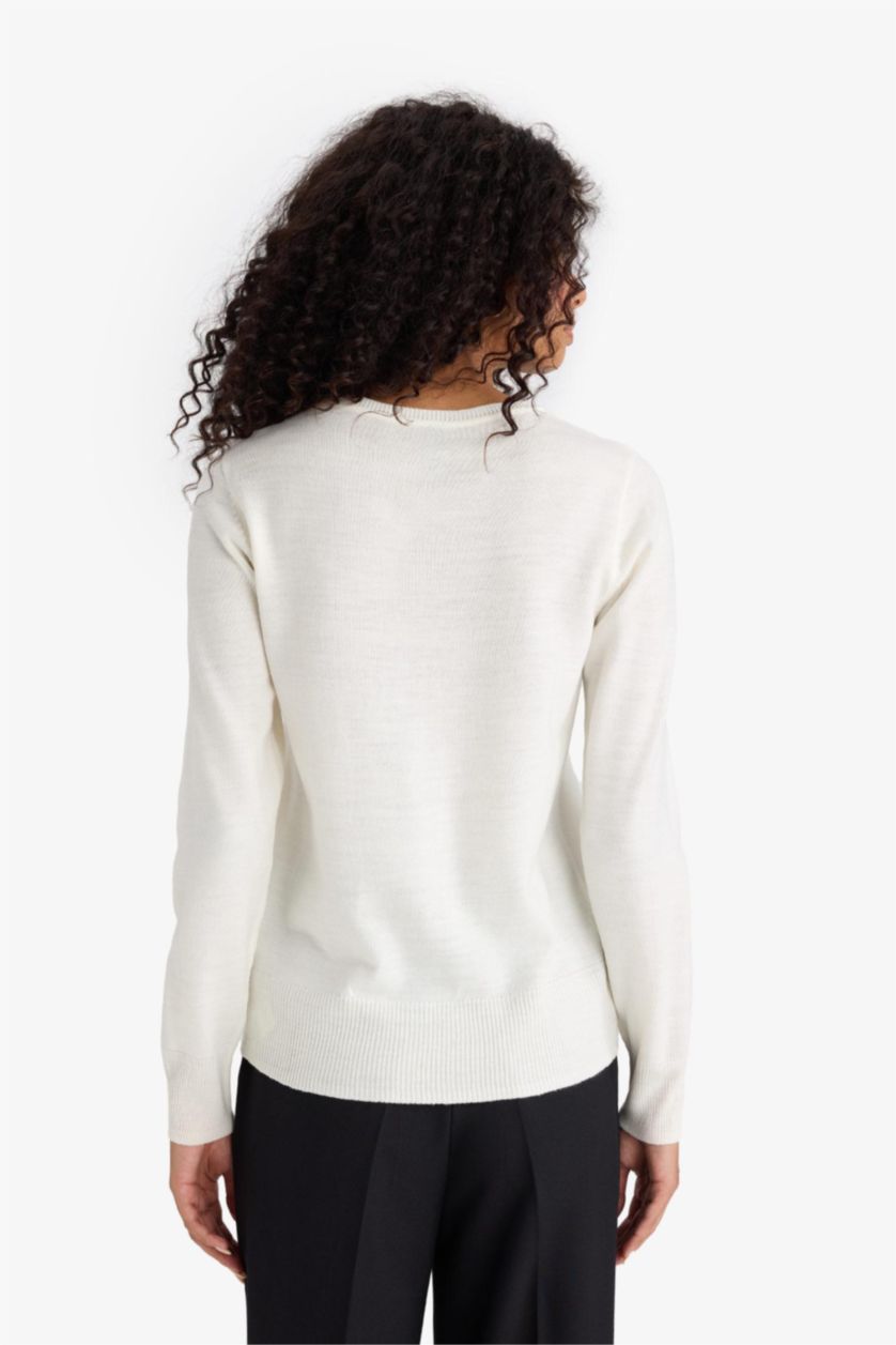 WOMAN Ecru Regular Fit Soft Textured Crew Neck Basic Knitted Pullover