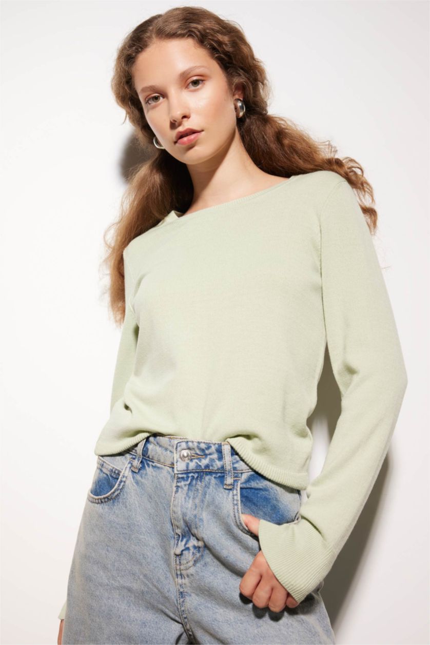 Women Mint Regular Fit Knitwear Pullover