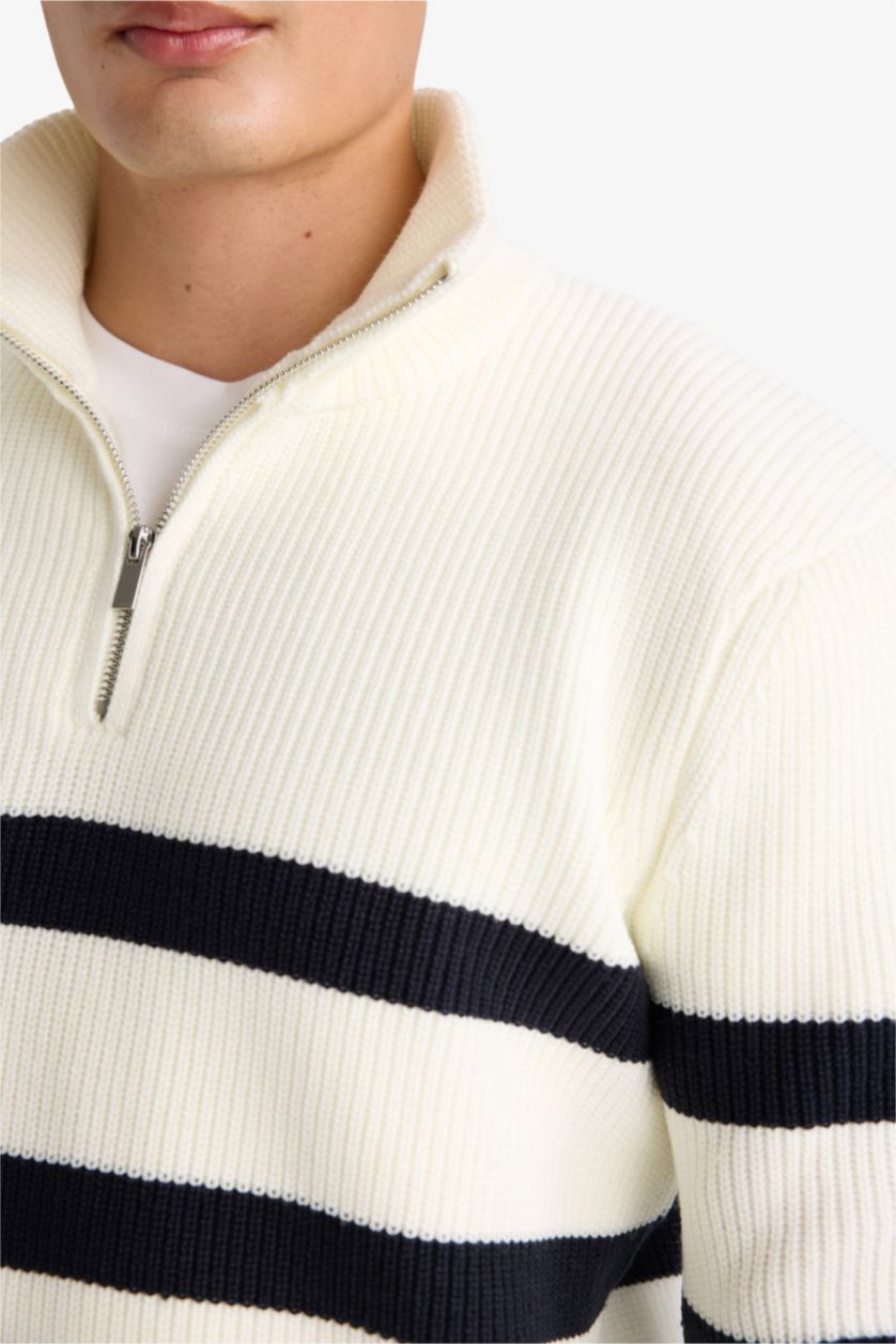 Erkek Ekru Fermuarlı Yaka Triko Kazak
