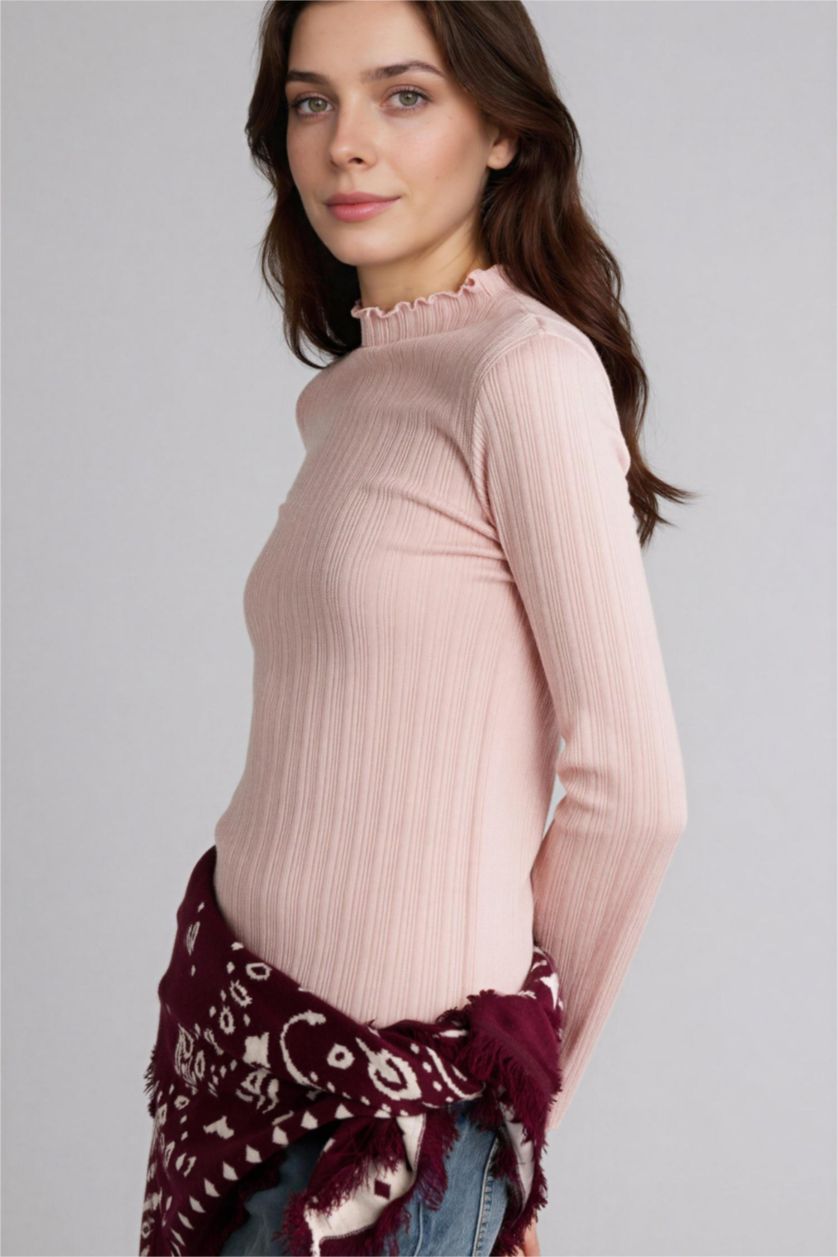 Woman Light Pink Slim Fit Camisole Long Sleeve Tunic