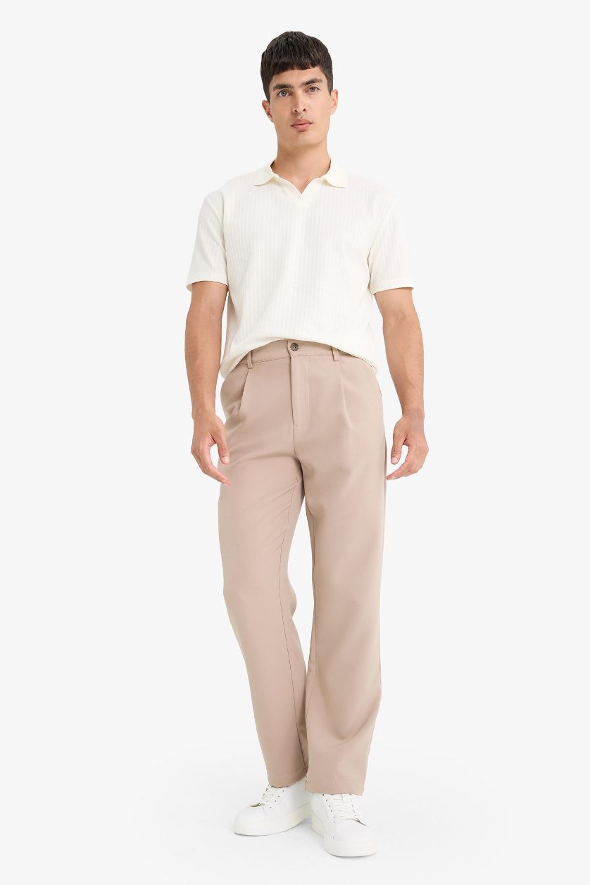 HOMME Beige Pantalon classique en tissu à poches Coupe droite