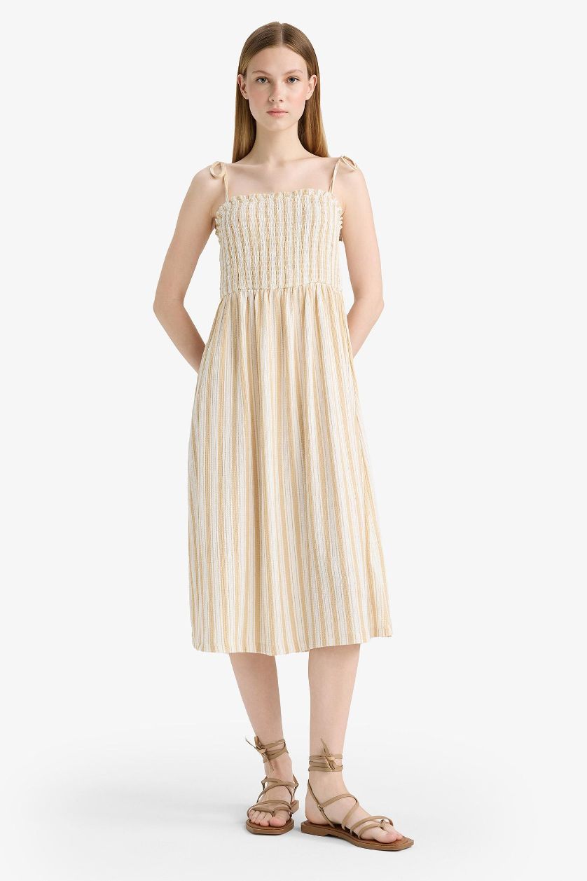 Kadın Bej Çizgili Bürümcük Askılı Midi Elbise