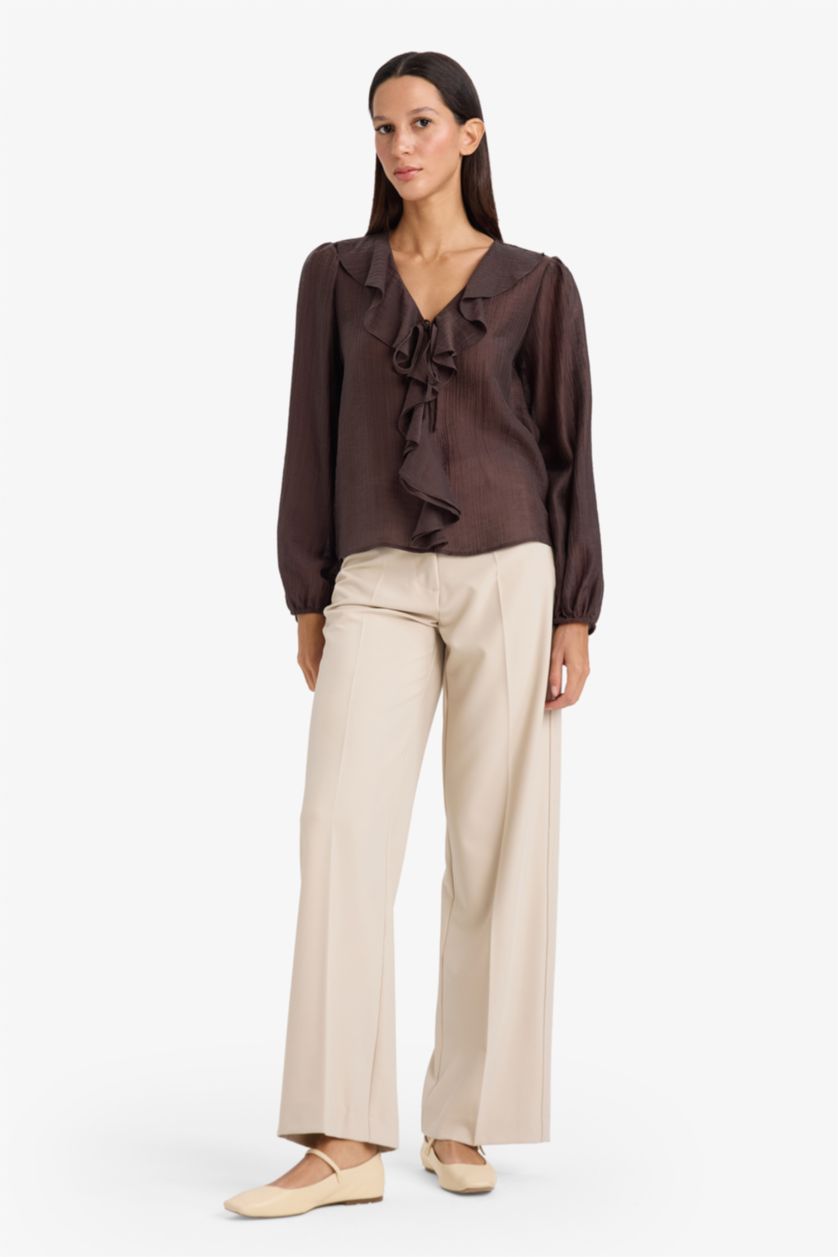 حريمي بني بلوزة كم طويل من قماش مجعد قصة عادية بياقة V