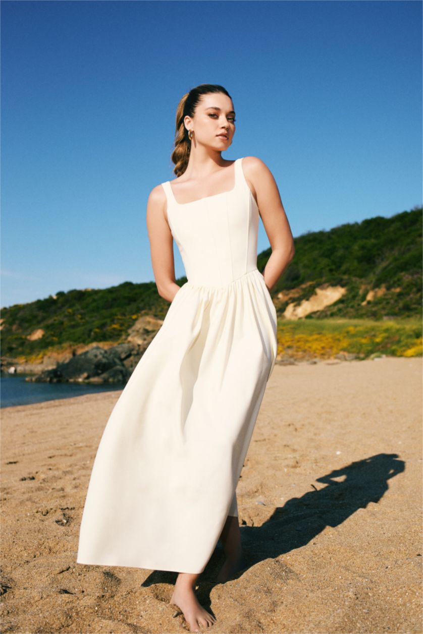 Kadın Açık Sarı Afra x DeFacto Kare Yaka Askılı Midi Elbise