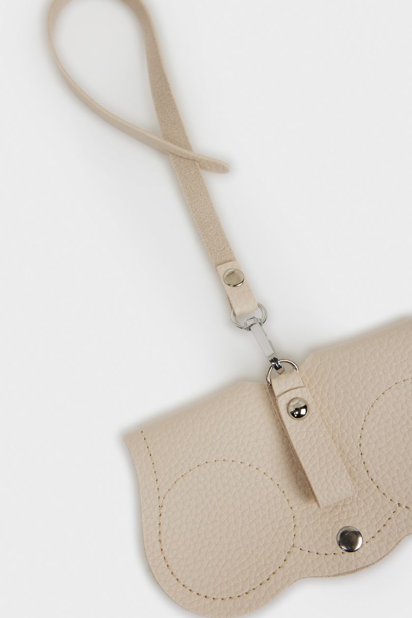 Kadın Bej Kadın Güneş Gözlüğü Kılıfı