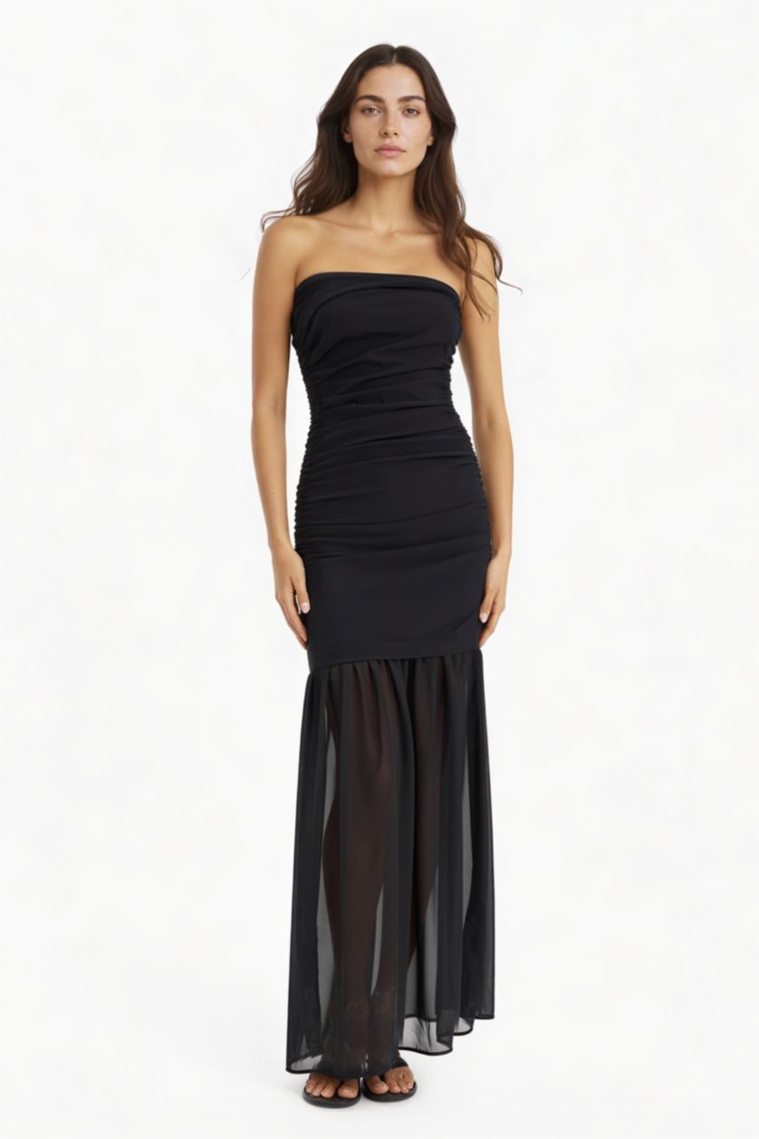 Woman Black Strapless Chiffon Strapless Midi Dress