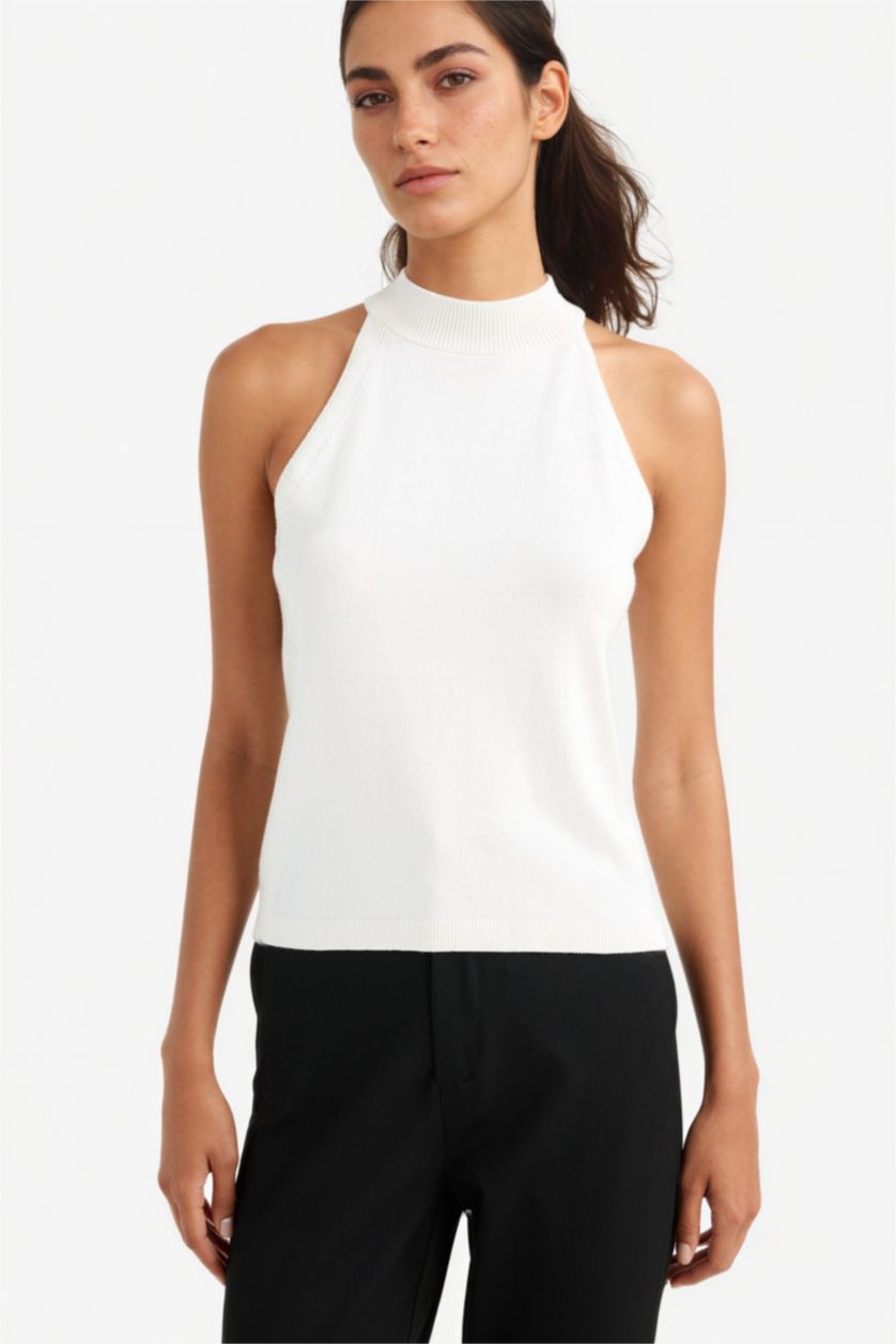 Kadın Ekru Fitted Halter Yaka Triko Atlet