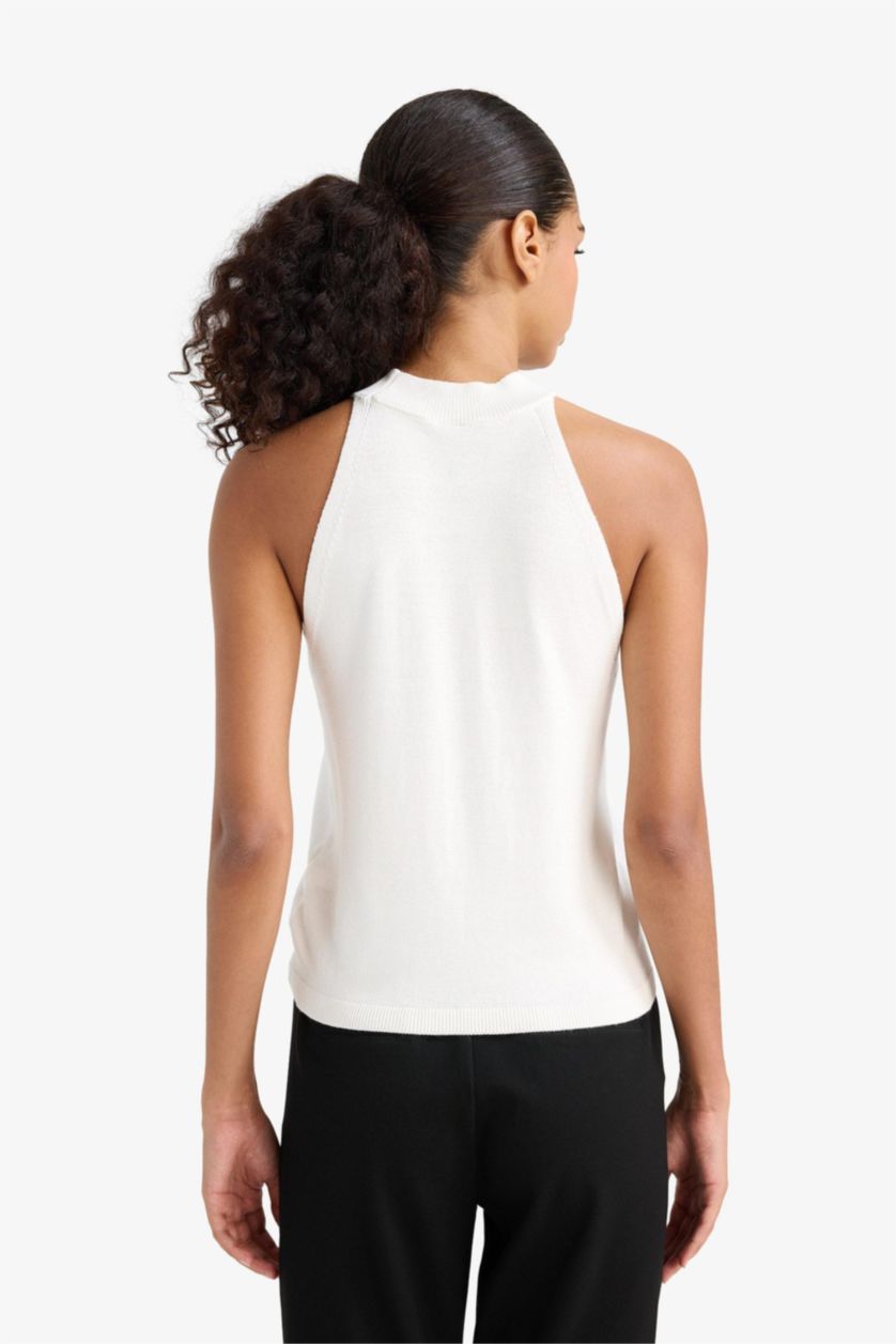 Kadın Ekru Fitted Halter Yaka Triko Atlet