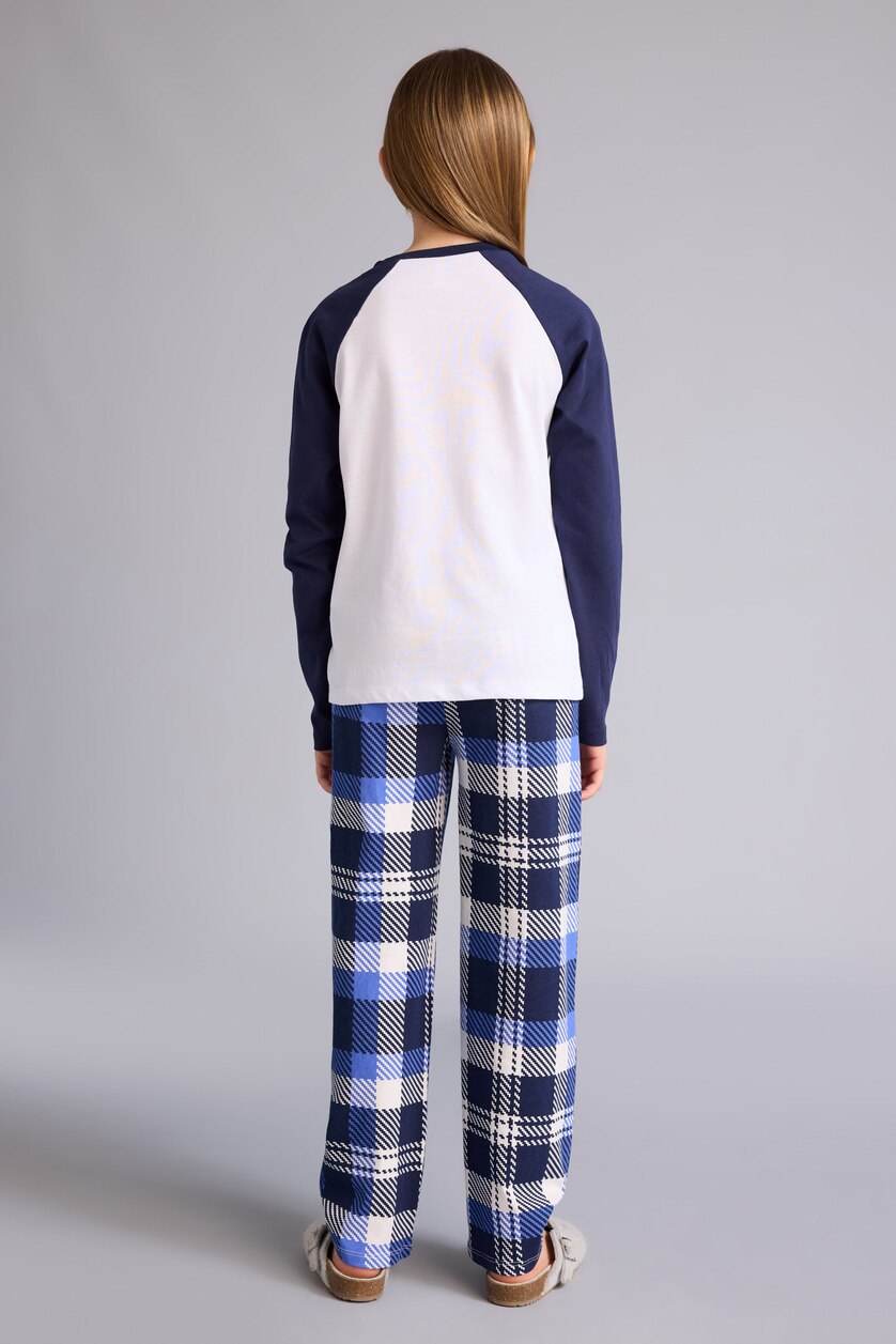 Girls & Teens White Girl Printed Long Sleeve Top Bottoms 2 Piece Pyjamas Set