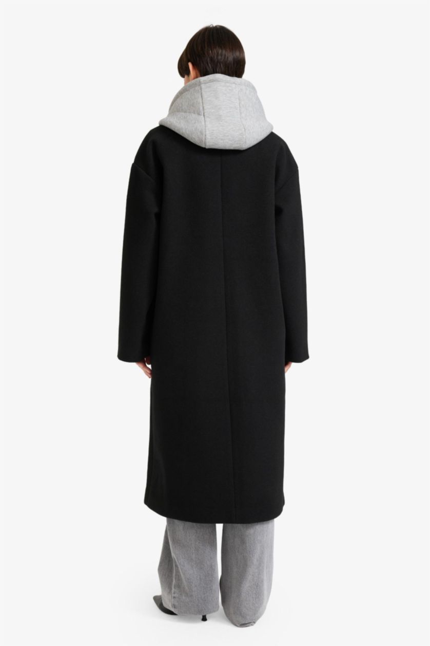 Woman Black Regular Fit Cachet