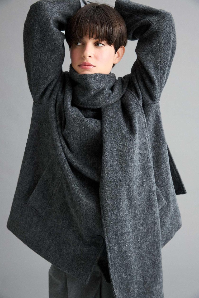 Woman Anthracite Regular Fit Cachet Cachet