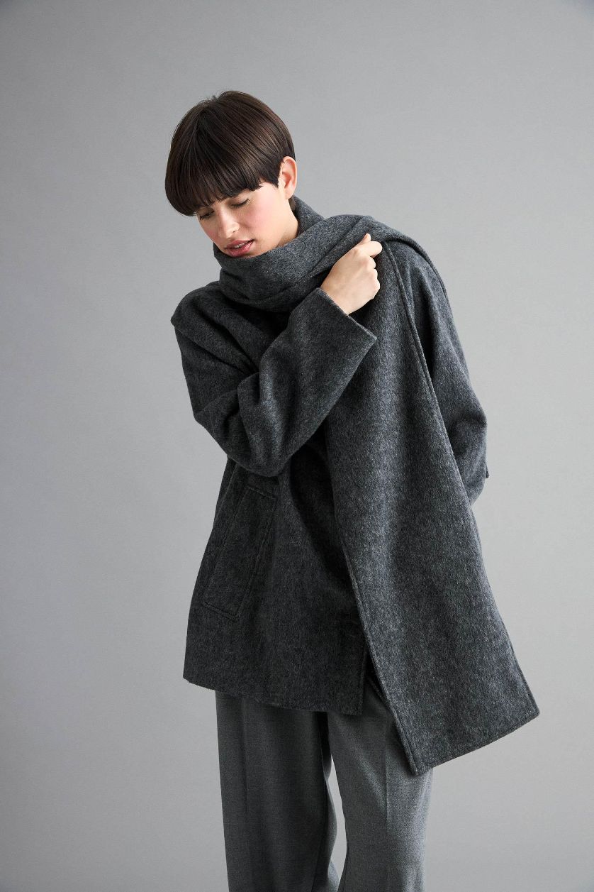 Woman Anthracite Regular Fit Cachet Cachet