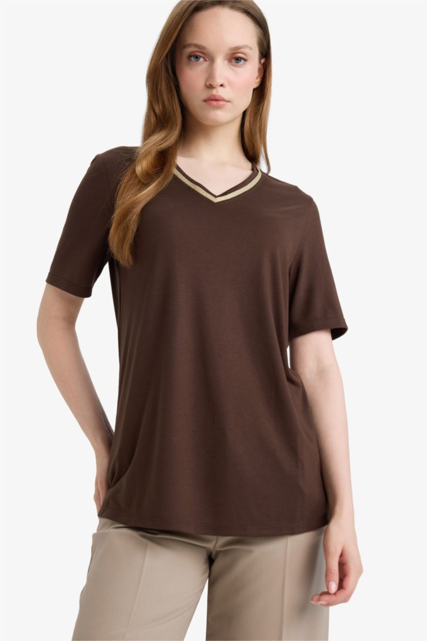 Женщины Коричневый Футболка Regular Fit с V-образным вырезом и коротким рукавом